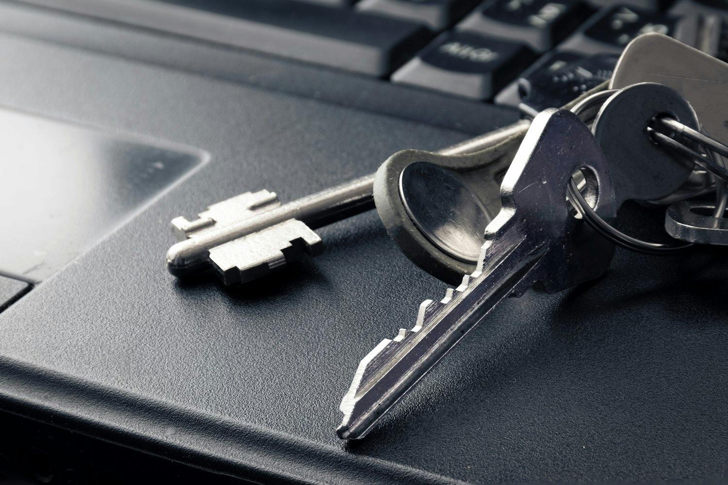 Pääsyavain:  Salasanat halutaan korvata pääsyavaimilla